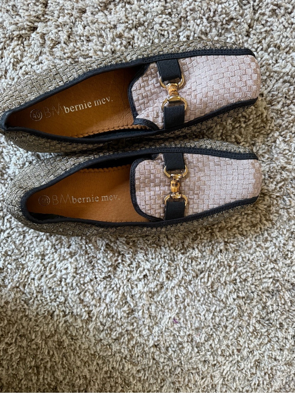 bernie mev. Beige and Black Woven Loafers with Gold Hardware - Picture 3 of 4